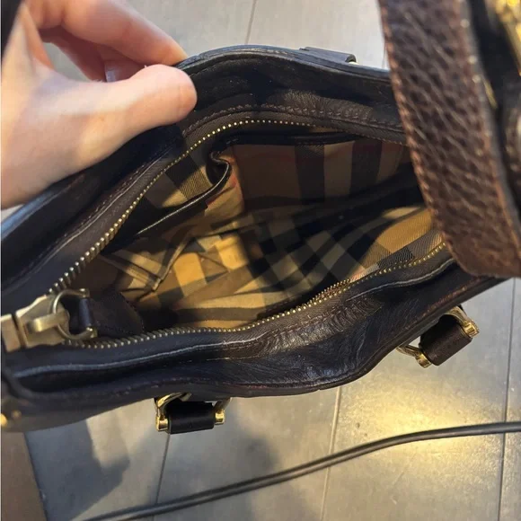 Burberry Dark Brown Leather Shoulder hobo Bag - Picture 5 of 7